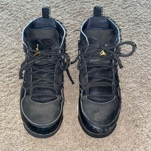 Jordan’s black and gold 6’s